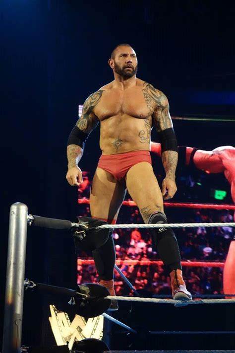 Batista R Wrestlewiththepackage