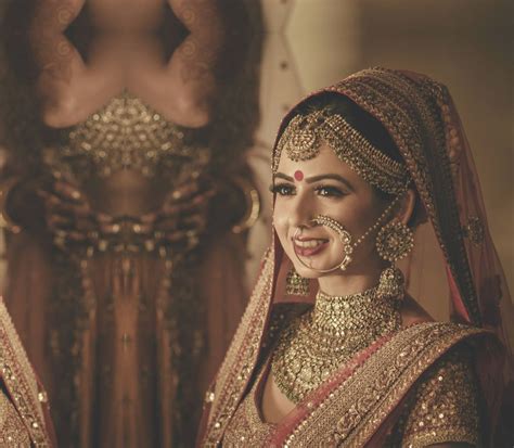 How to beat that imposter syndrome? Top 10 Best Make Up Tips for Indian Brides - Daily Hawker