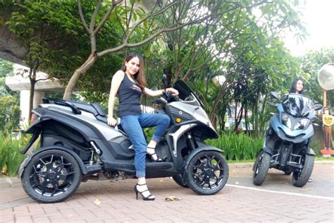 2:01 jojo jango 18 933 просмотра. Sepeda Motor Roda Empat Qooder Resmi Dijual Di Indonesia