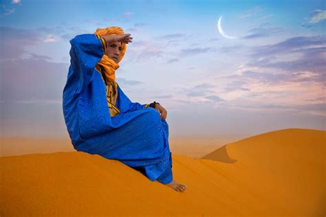 It is one thing pop up in mind when thinking about Morroco, Saharan Desert and scene of blue ...