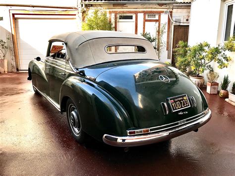 Beautiful combination with the burgundy and sa. 1952 Mercedes-Benz 300 Adenauer Cabriolet D | For Sale | Classic Sport Leicht