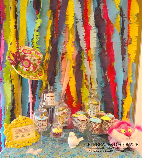 Chloe's Tips ~ Crepe paper backdrop tutorial - Celebrate & Decorate