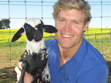 Bondi Vet On Tv Series 6 Episode 22 Channels And Schedules Uk