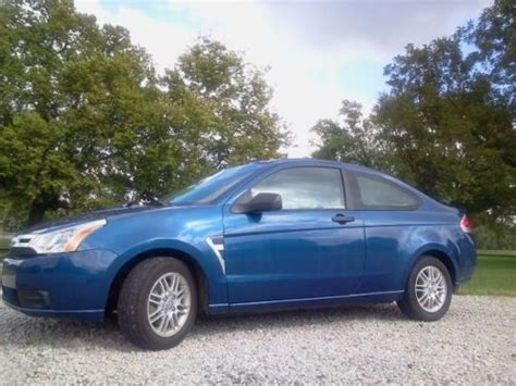 Find Used 2008 Ford Focus Se 2 Door Blue In Lincoln Nebraska United