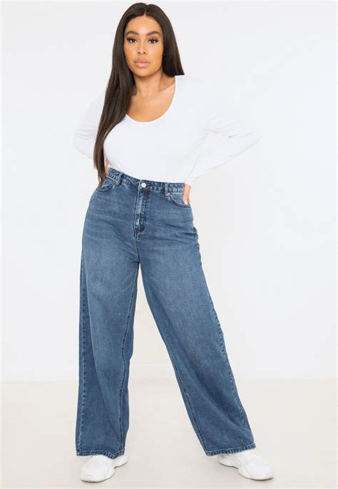 Plus Size Blue Wide Straight Leg Jeans Missguided