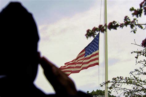 Days to fly the american flag at half staff: flag at half mast