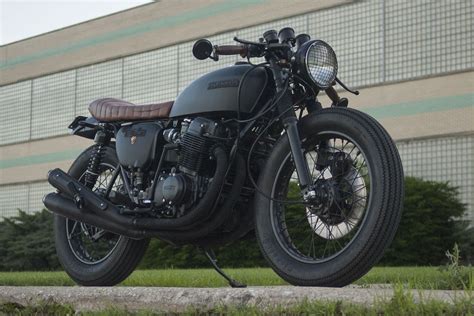 Back in the fifties, cafe racers were a kind of frankenstein creation, using 2 bikes to make one, pairing the most powerful engine with the best building a cafe racer using a modern bike is more about removing unnecessary clutter, reducing weight, improving handling, unlocking horsepower and. Wabi-Sabi - 1976 Honda CB750K Custom Cafe Racer - Bike-urious