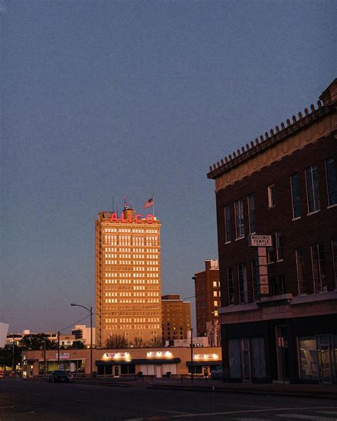 Wacos Crown Downtown Building The Alico To See In Waco Baylor Bear