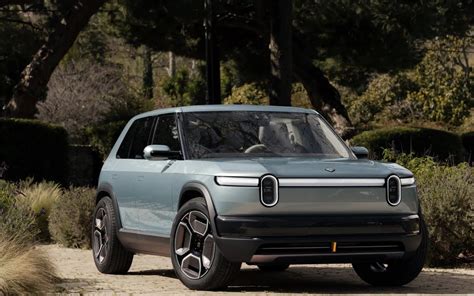 Rivian Unveils New Evs With Surprise Launch Of R And R X