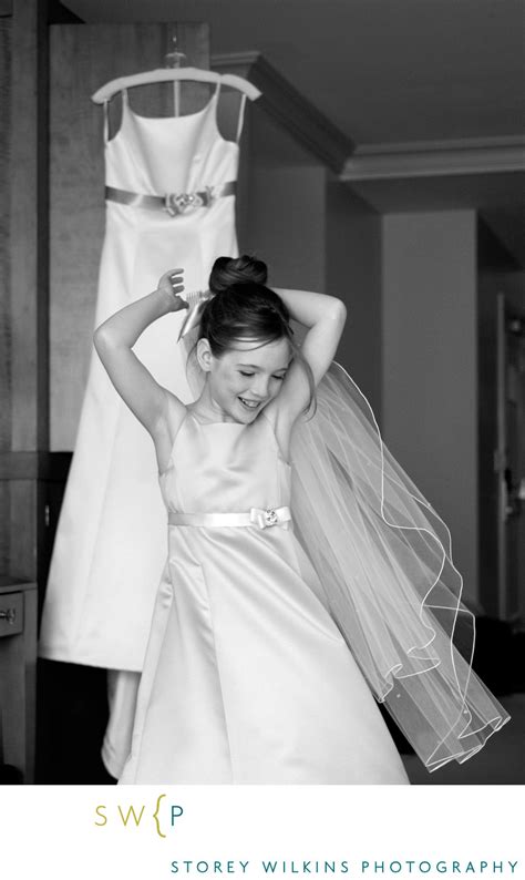 Flower Girl Getting Ready At Intercontinental Yorkville Favourite