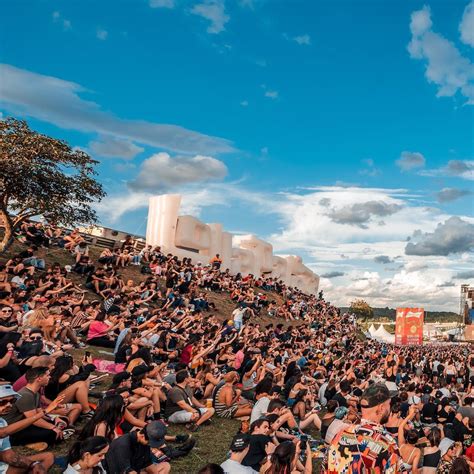 Lollapalooza Brasil Anuncia Pre Os De Ingressos Para