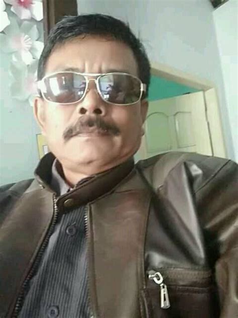 Bapak Kumis Posts Facebook