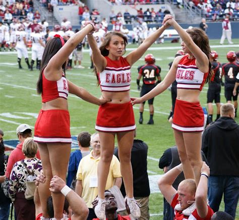 Drakesdrumuk Eastern Washington Cheerleaders