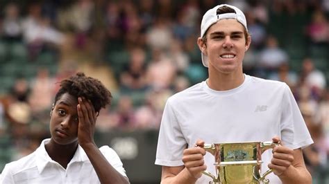 Последние твиты от reilly opelka (@reillyopelka). Reilly Opelka wins Wimbledon Boys final