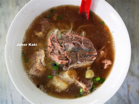 La la noodle in restoran lai fong kl. Lai Foong Beef Noodles near KL Chinatown 丽丰海南牛腩面 |Johor ...