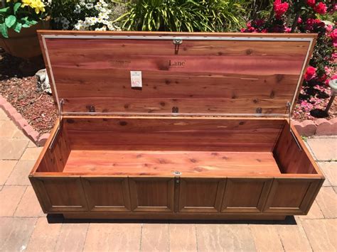 The craftsmanship is superb, the communications were first class throughout the process. Mid-Century LANE Cedar Hope Chest With Key 53'W X 19'D X 16'H