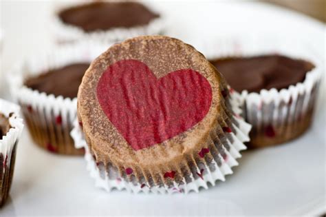 Make the ganache a couple of hours before the cupcakes, or even the day before, and set aside in a. Triple Chocolate Cheesecake Cupcakes