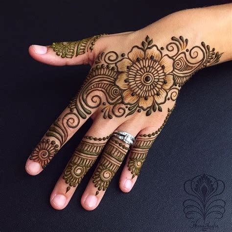 Easy Mehndi Designs Collection For Hand 2022 K4 Fashion