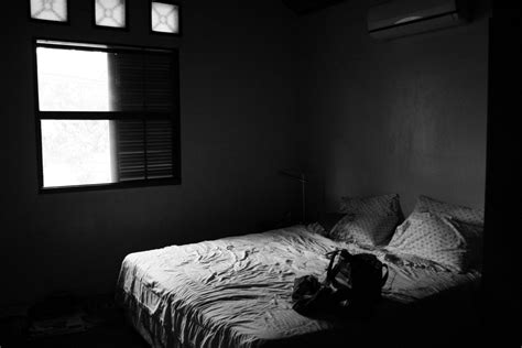 Inhospitable Bare Bedroom Empty Room Bedroom Dark Bedroom
