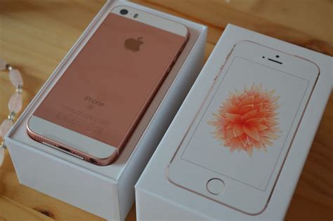 The Colour Carousel Uk Beauty Blog Apple Iphone Se 64gb