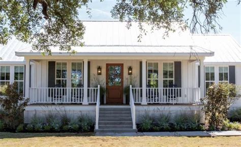 Fixer Upper Season 4s Little Shack On The Prairie Fixer Upper Homes