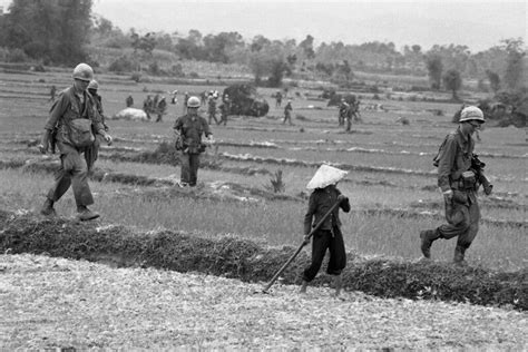 Fighting In The Que Son Valley 1968 Vietnam War