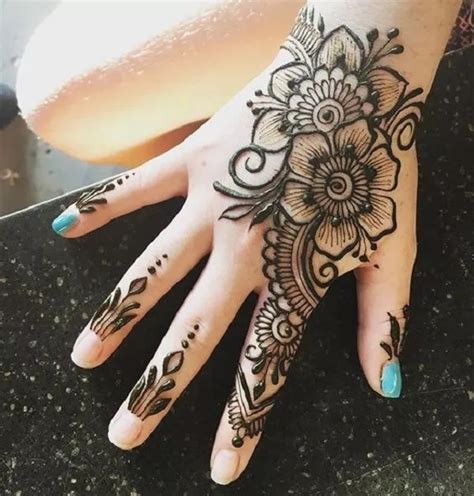 20 Right Hand Mehndi Designs 2021 Ga Fashion