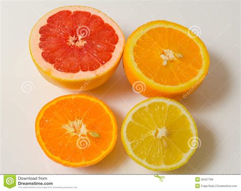 Pamplemousse Orange Mandarine Et Citron Photo Stock Image Du Normal