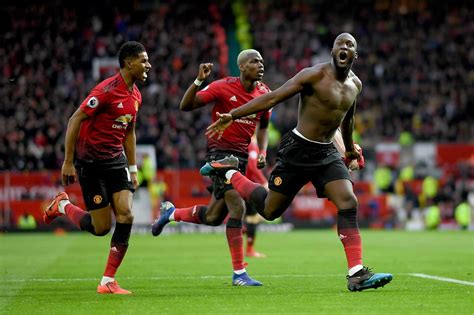 Watch this video to see the teams that manchester united will play in the 2019/2020 english premier league football season. EPL results and standings 10 March: Firmino and Mane seal ...
