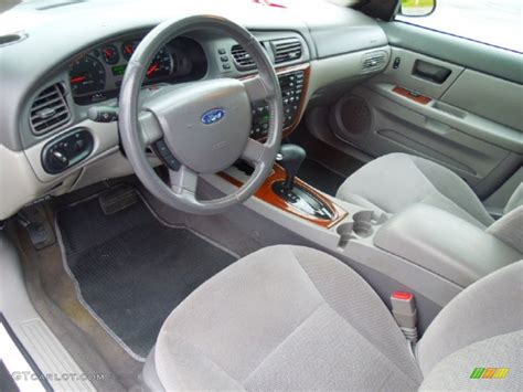 Medium Graphite Interior 2004 Ford Taurus Sel Sedan Photo 71900724