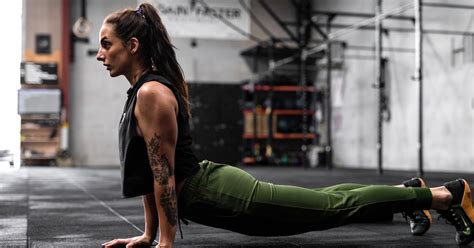 The Glute Ham Raise Complete Guide Directions Benefits Variations