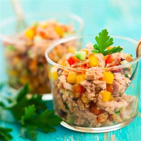 Verrine au mascarpone thon pêches et tomates Ingrédients 1 boîte