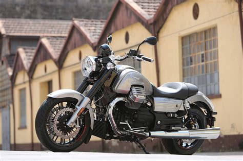 Moto Guzzi California 1400 Custom 2014 2015 Specs Performance