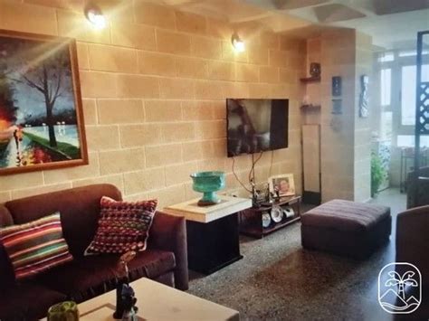 Y es que se concibió especialmente para vivir sobre el agua, con el rumor de las olas como banda sonora. Venta de Apartamento en Playa, La Habana : 2527 | Home ...