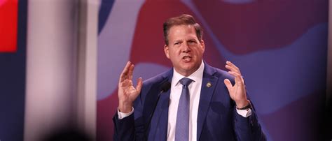 chris sununu reveals 2024 endorsement a month ahead of primary the daily caller