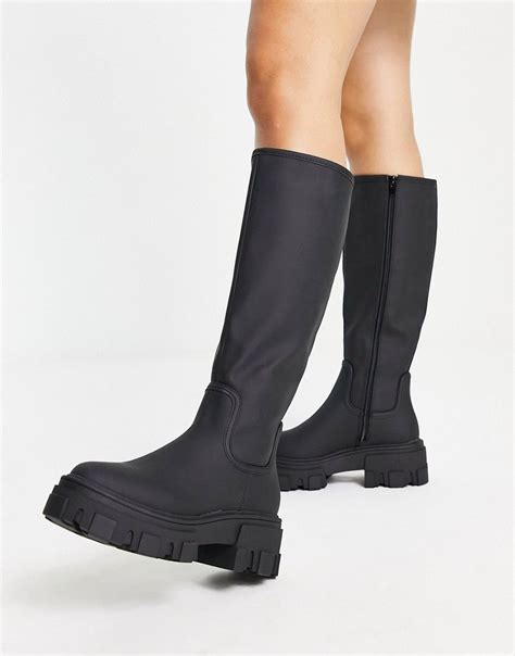 asos design carla chunky flat knee boots in black asos en 2023 bottes au genou bottes