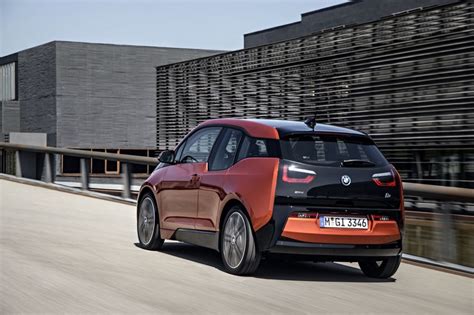 This only includes direct emissions from the vehicle itself. photo BMW I3 Range extender 60 Ah berline 2013 ...
