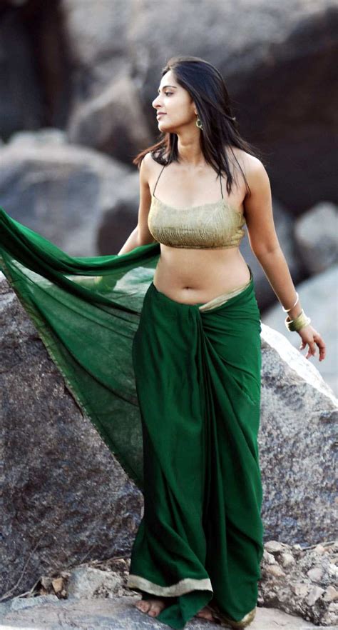 Anushka Gorgeous Green Saree Stills Anushka Hot Navel In Green Saree