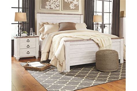 Willowton Queen Bed With 2 Nightstands Ashley Furniture Homestore 5