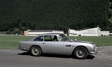The Mystery Behind A 10 Million Stolen Aston Martin Db5 From Goldfinger