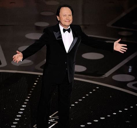 Billy Crystal To Return As Oscars Presenter After Eddie Murphy Quits