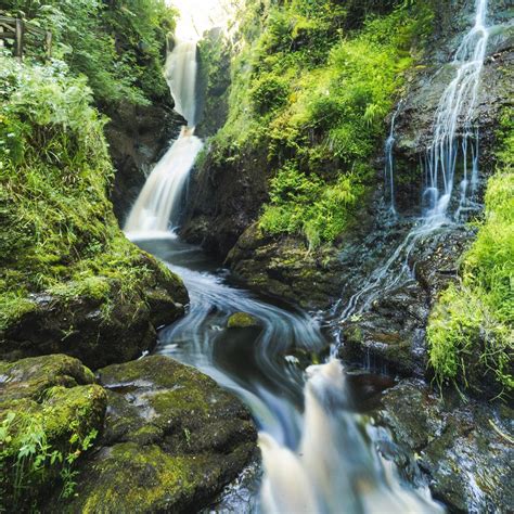6 of The Most Scenic Waterfalls To Visit in Great Britain 💦