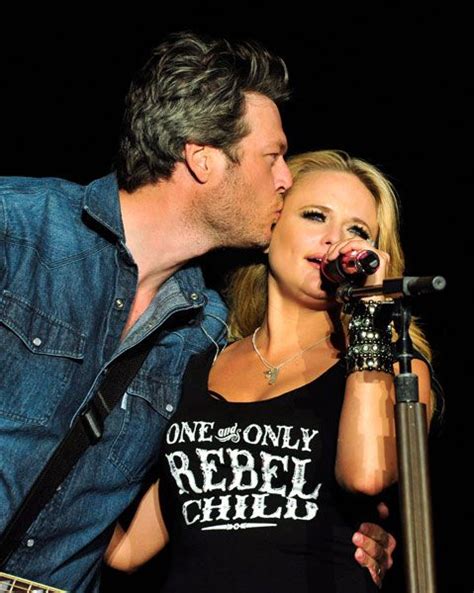 blake kisses miranda blake shelton and miranda blake shelton miranda lambert miranda lambert