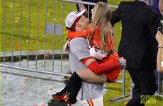 mahomes brittany patrick matthews girlfriend bowl super win after embrace passionate shares size