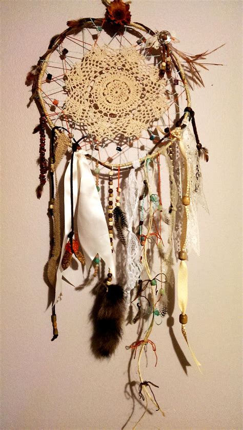 DIY Doily Dream Catcher - this was so much fun! Endless possibilities 