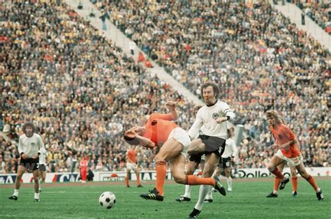 iconic world cup moments the netherlands losing the 1974 world cup final