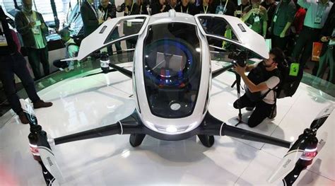 Video Ces 2016 Ce Drone Autonome Est Capable De Transporter Un Passager