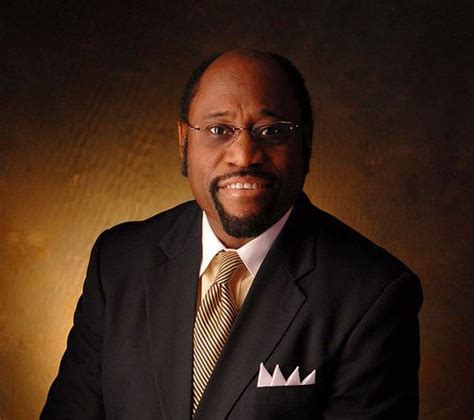 Myles Munroe Renowned Preacher Dies In Bahamas Plane Crash The