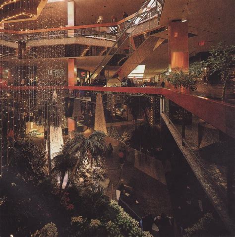 Gorgeous Mall Interior Like Something From An 80s Dream World R