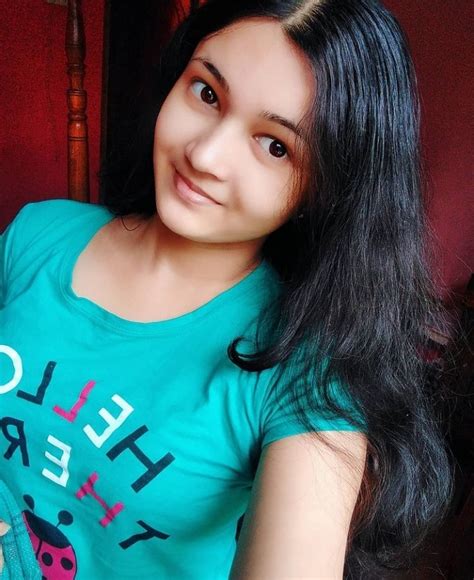 Indian 18 Year Young Girl Images